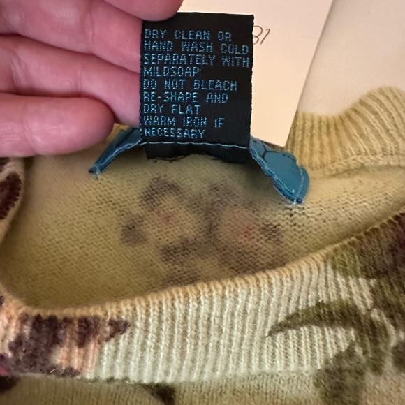 Twiggy Vintage Lambswool Rabbit Fur Green Red Rose Print Cropped Soft Sweater M - Picture 13 of 15